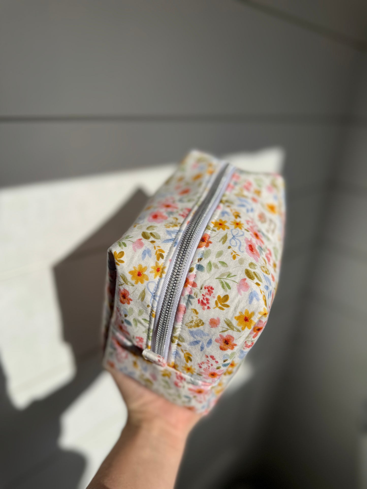 Wildflower Bows Essential Bag